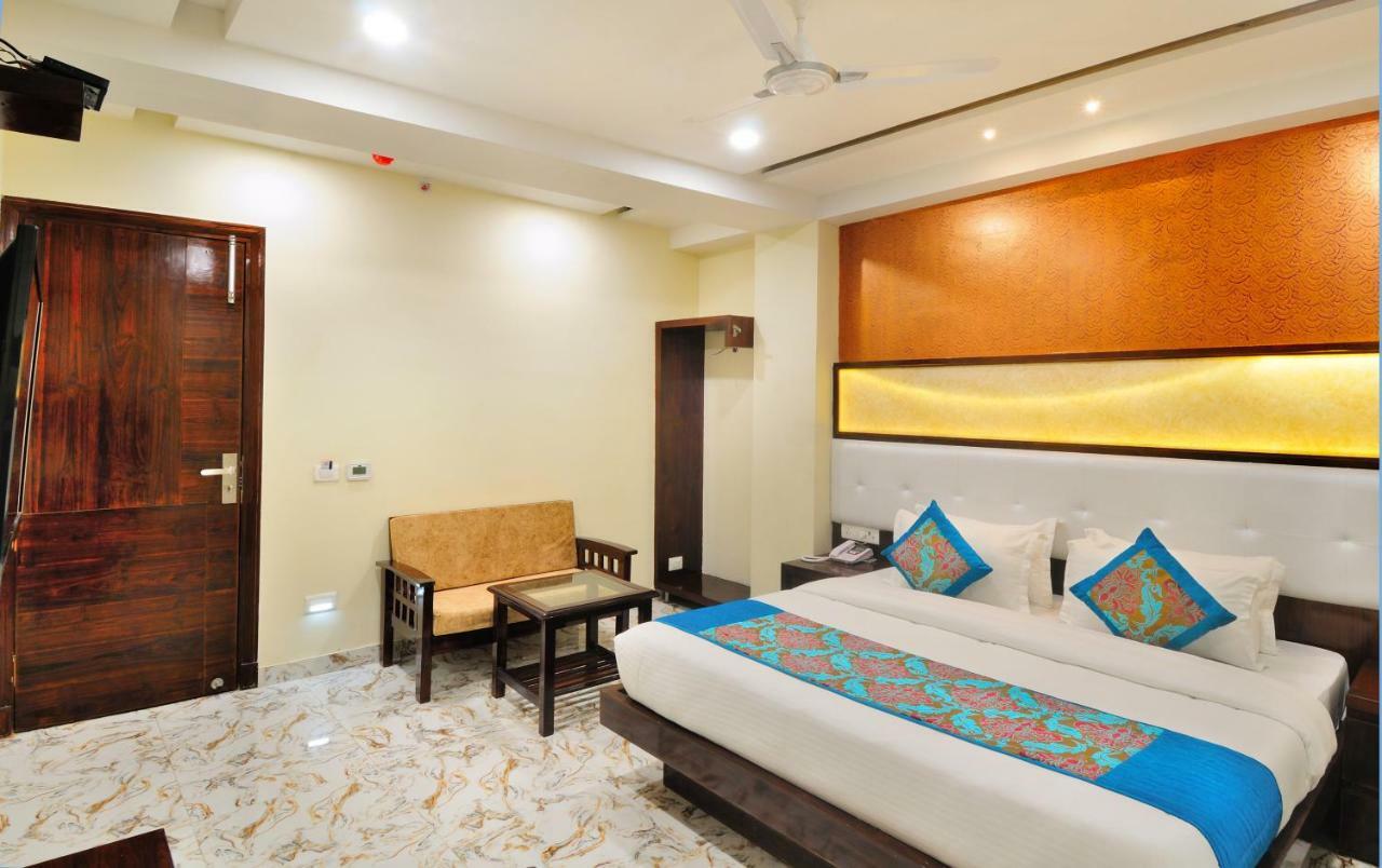 The Grand Uddhav Hotel New Delhi Exterior photo