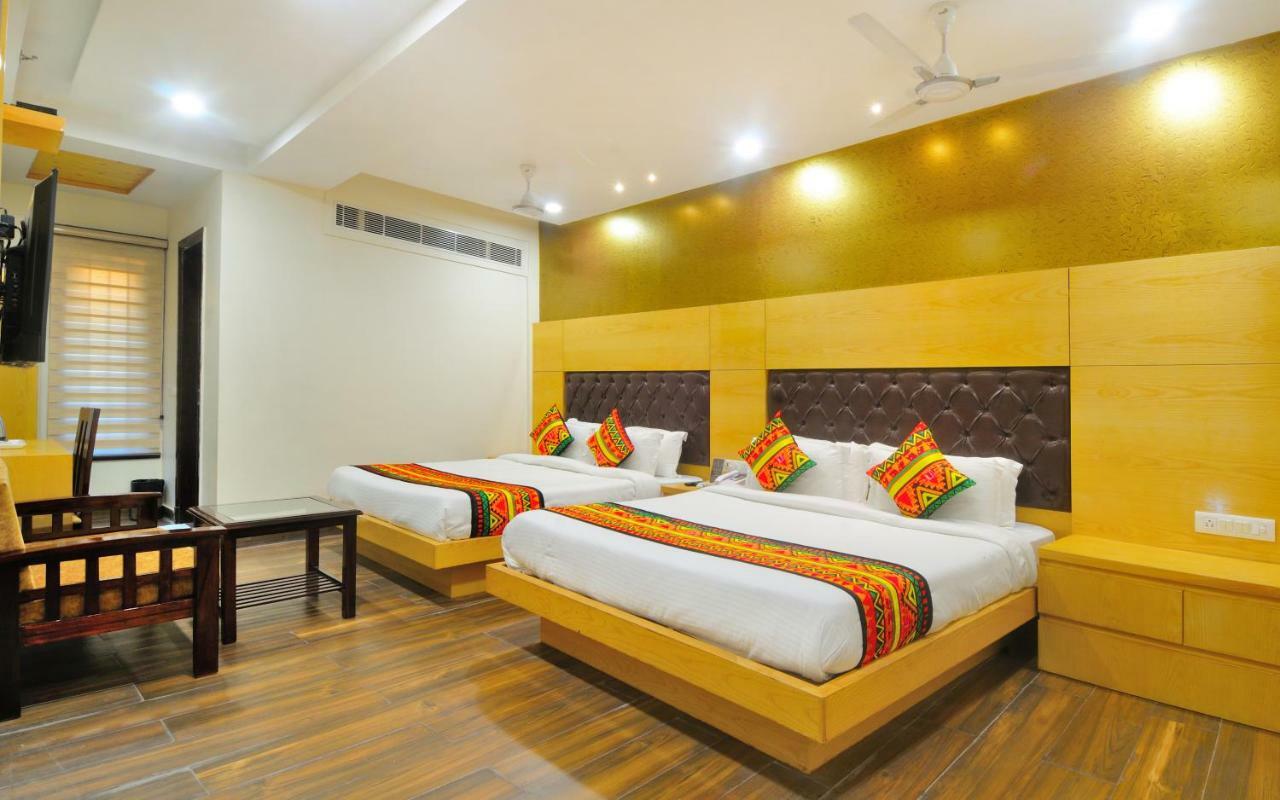 The Grand Uddhav Hotel New Delhi Exterior photo